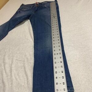 Lucky Brand Dungaree women 4/27 blue capri jeans. SKU165 #skinnyjeans